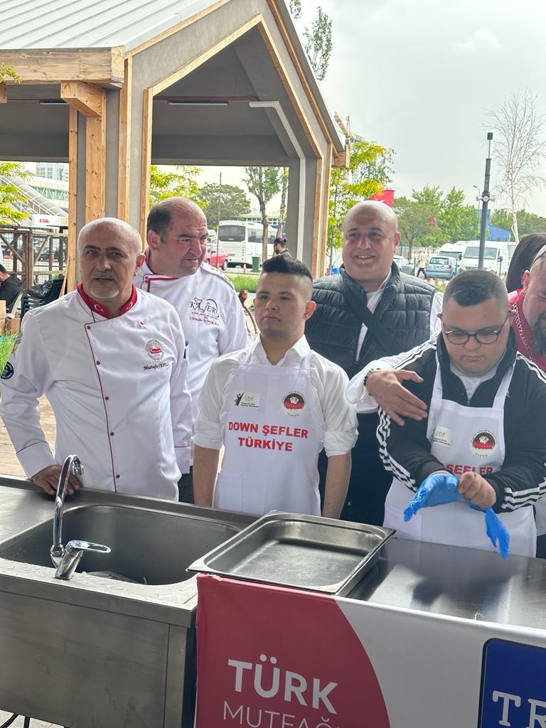 Sosyal Faaliyetlerimizden Kareler